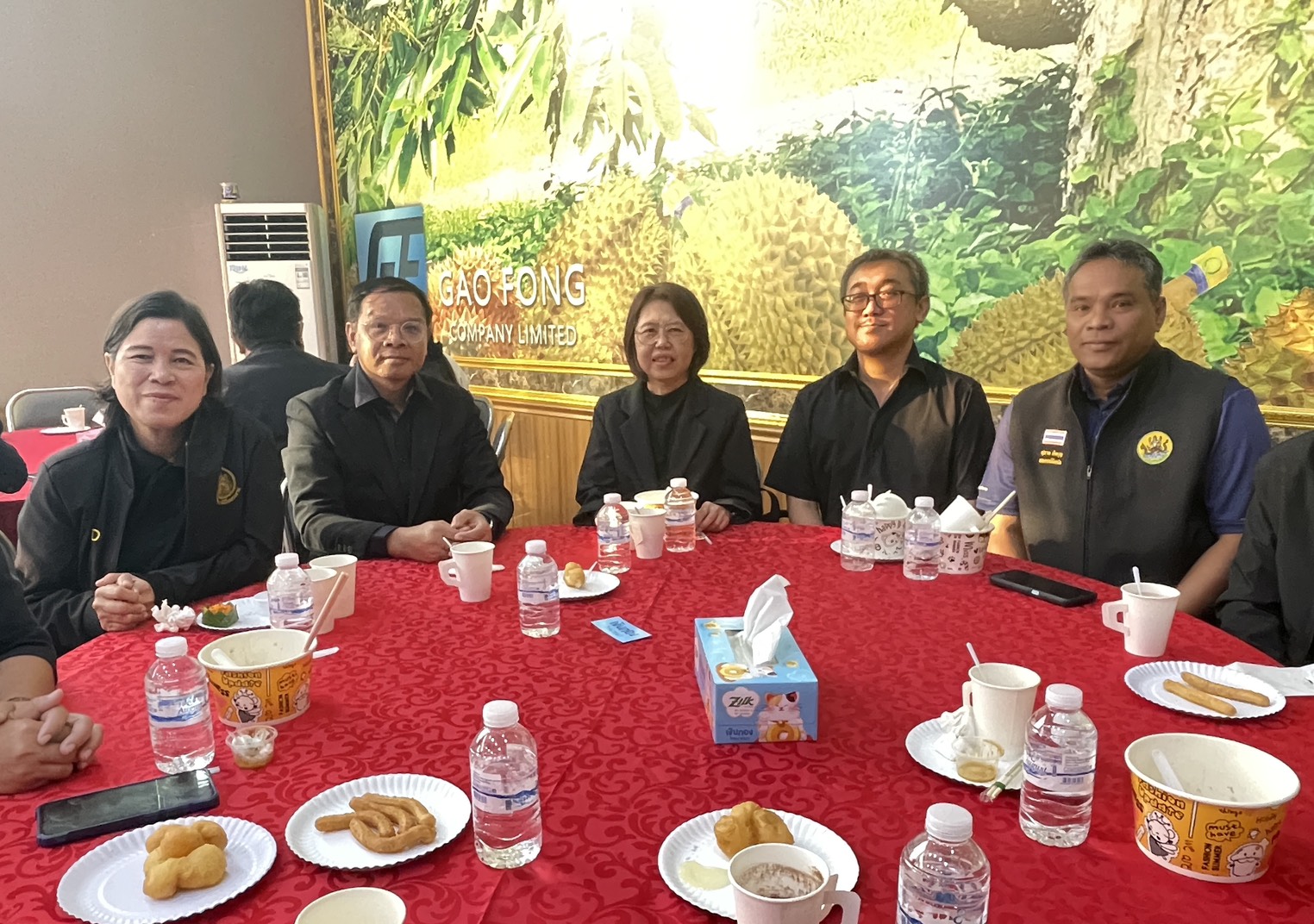 title - ส.ป.ก. จันทบุรี เข้าร่วมพบปะรับฟังปัญหาและความต้องการในการพัฒนาจังหวัดจันทบุรีของภาคเอกชนในพื้นที่จังหวัดจันทบุรี (สภากาแฟยามเช้า) 